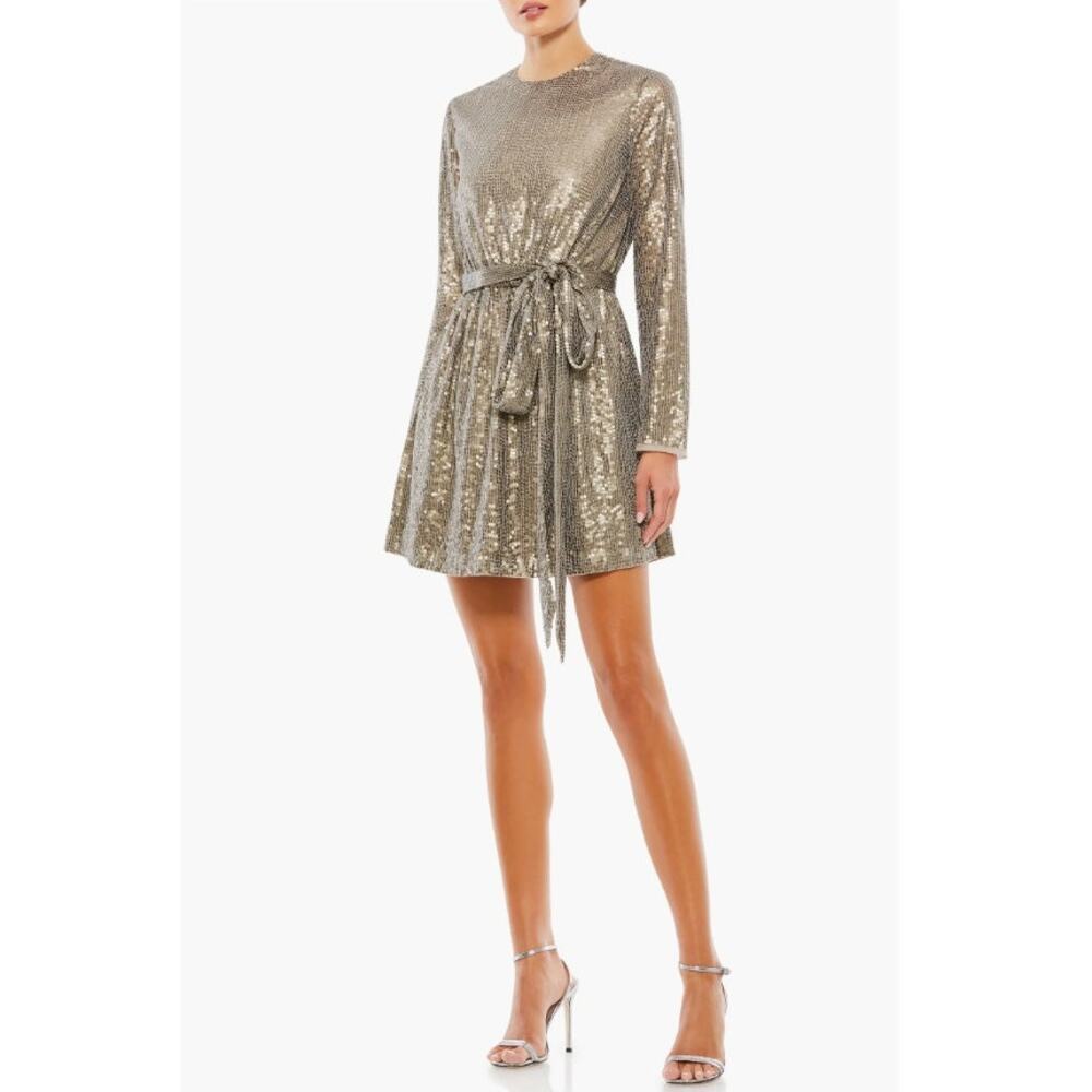 Mac Duggal Sequin Embellished Long Sleeve High Neck Mini Dress 10789 size 4 NWT